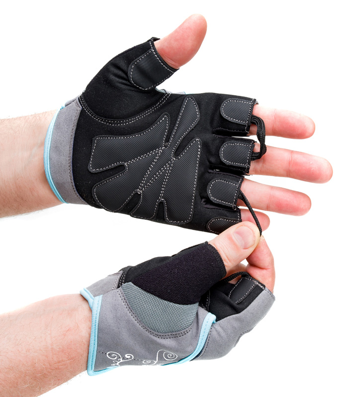Перчатки для фитнеса X12 - на мужской руке