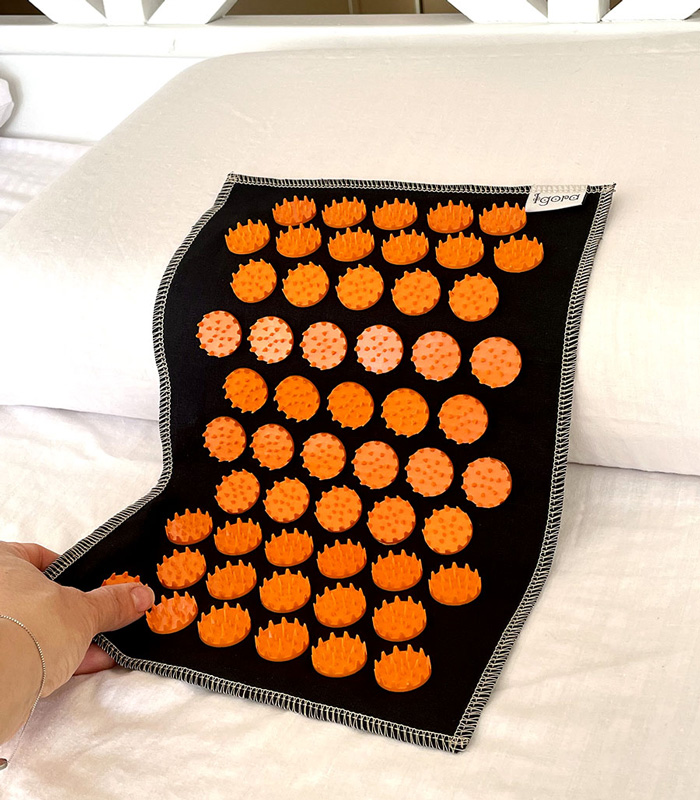 Массажный коврик с аппликаторами Кузнецова серия AIR оранжевые аппликаторы (32х21 см)